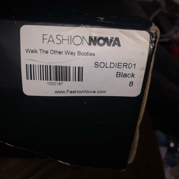 Fashion Nova Boots - Picture 4 of 4